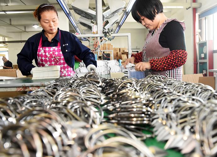 網絡時代剪刀怎么賣?杭州"張小泉" 網上勤吆喝